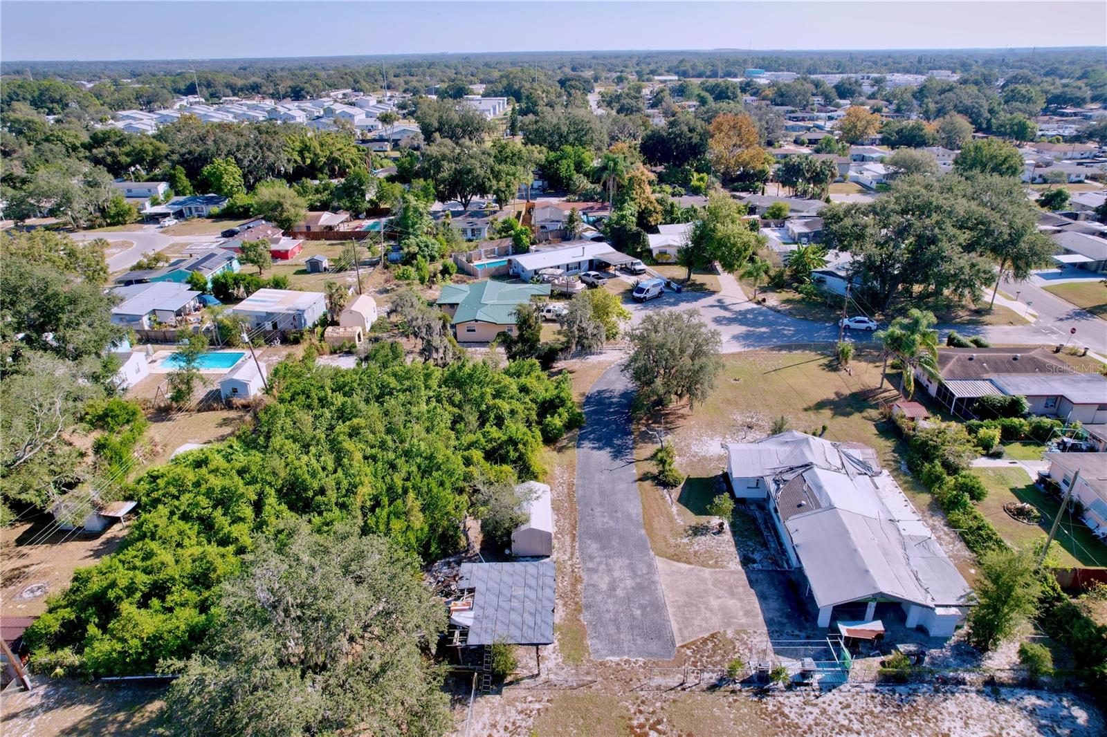 Image 37 of 49 For 609 Hickory Lane