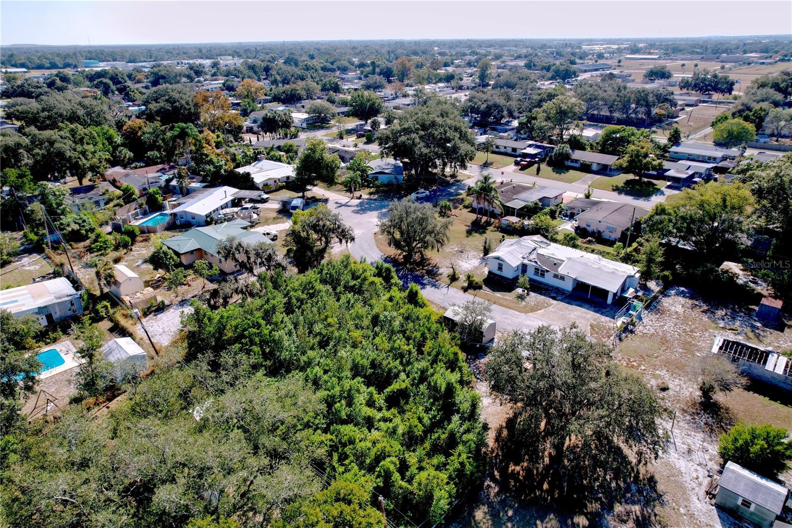 Image 40 of 49 For 609 Hickory Lane