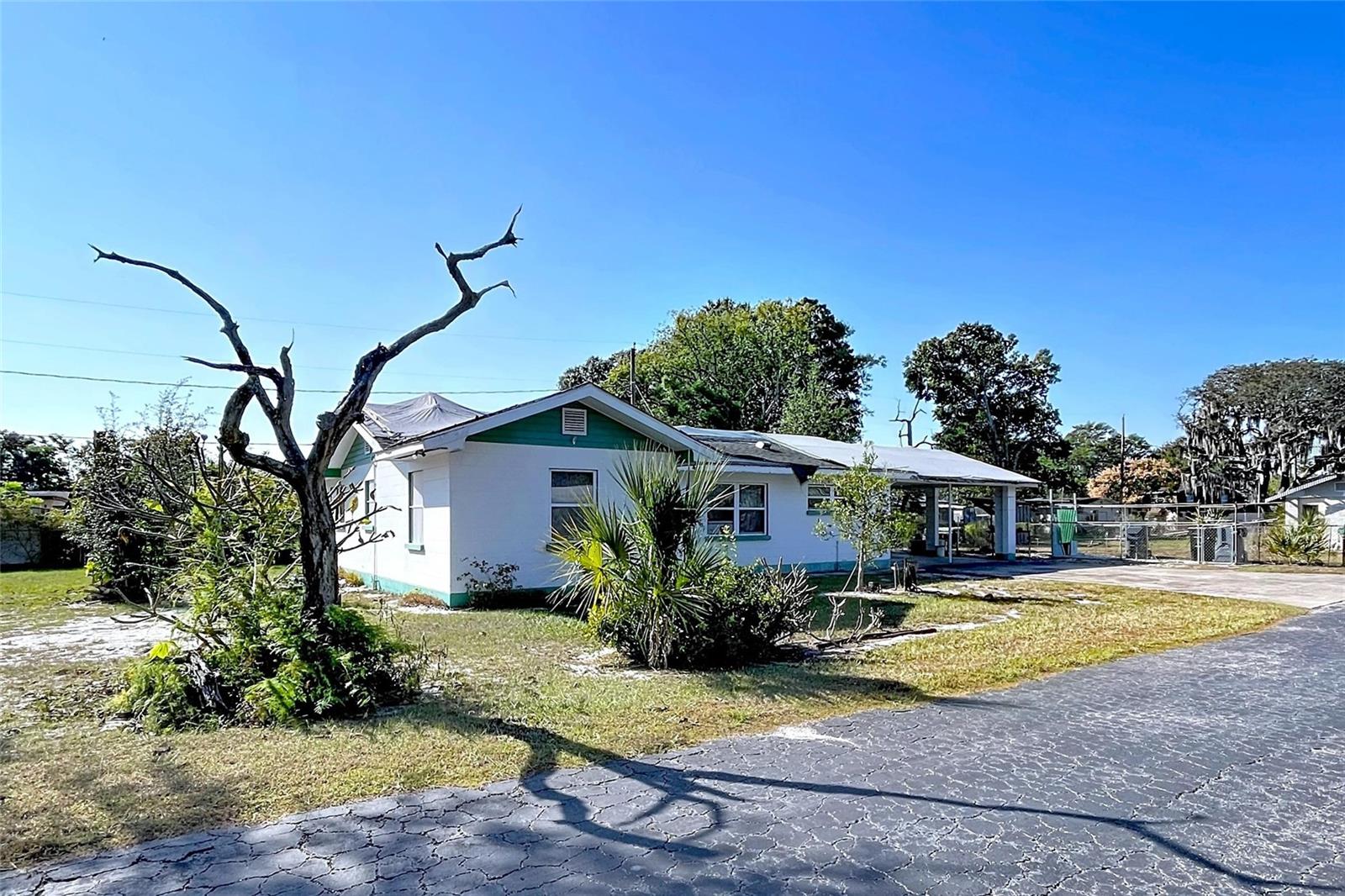 Image 42 of 49 For 609 Hickory Lane