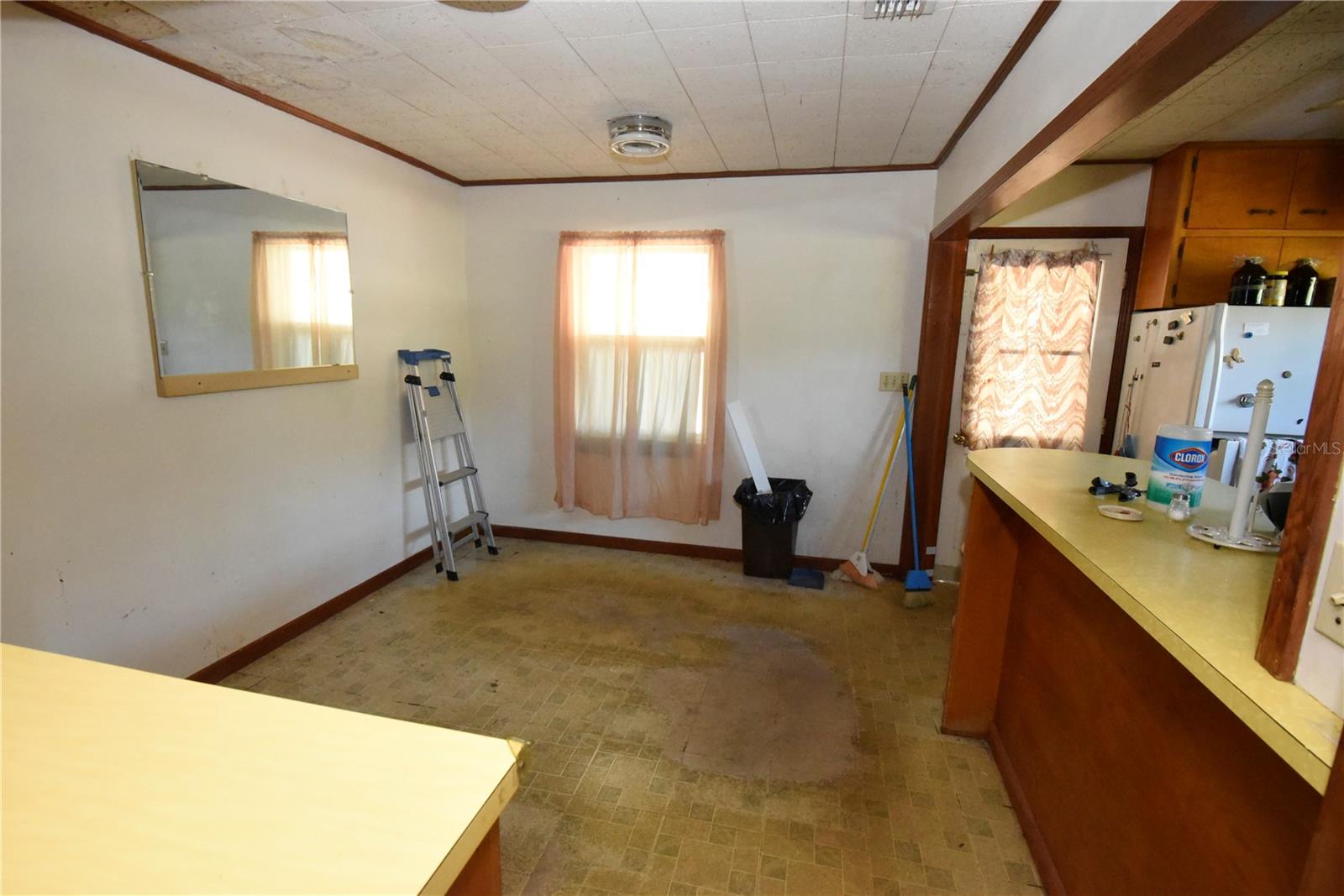 Image 9 of 49 For 609 Hickory Lane