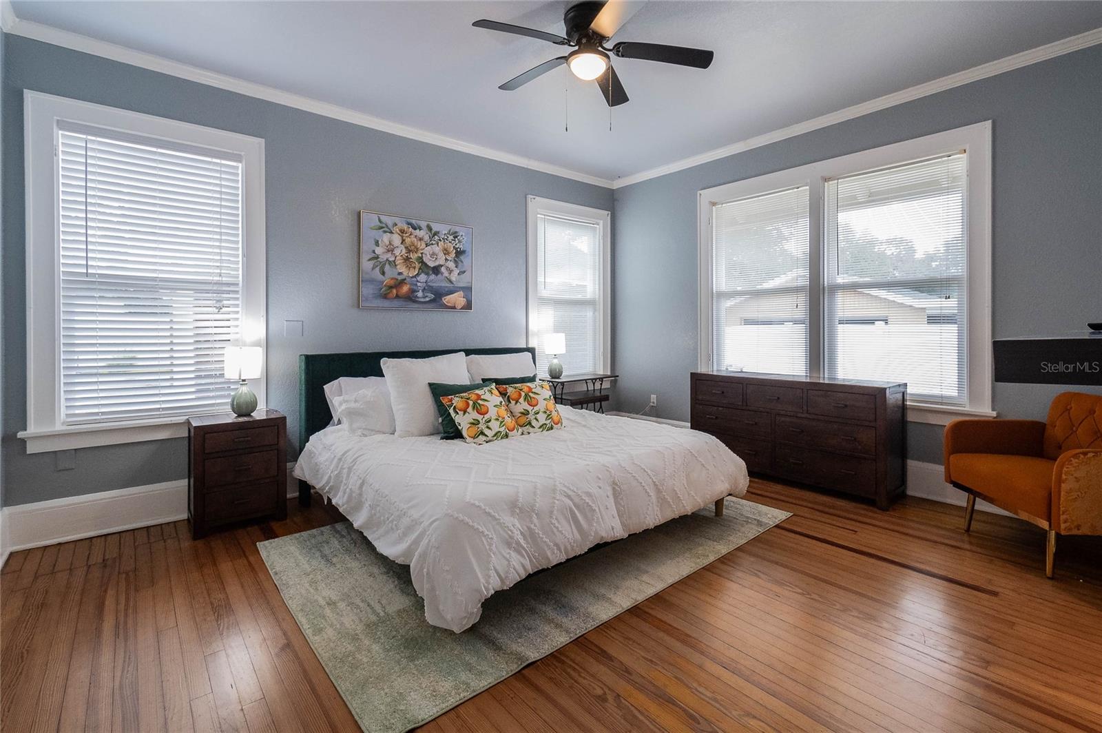 Image 13 of 34 For 107 Lake Howard Drive Nw