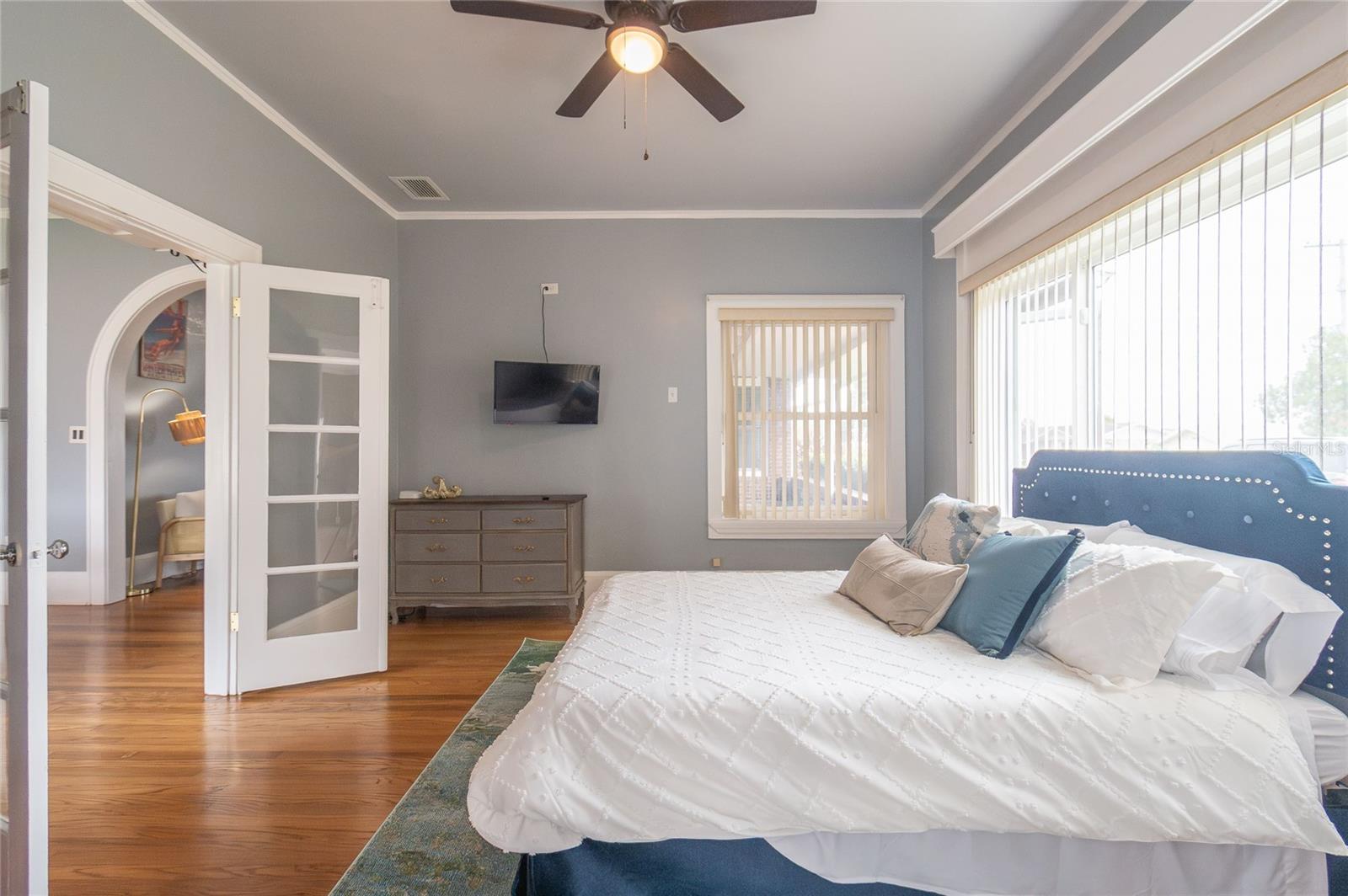 Image 19 of 34 For 107 Lake Howard Drive Nw