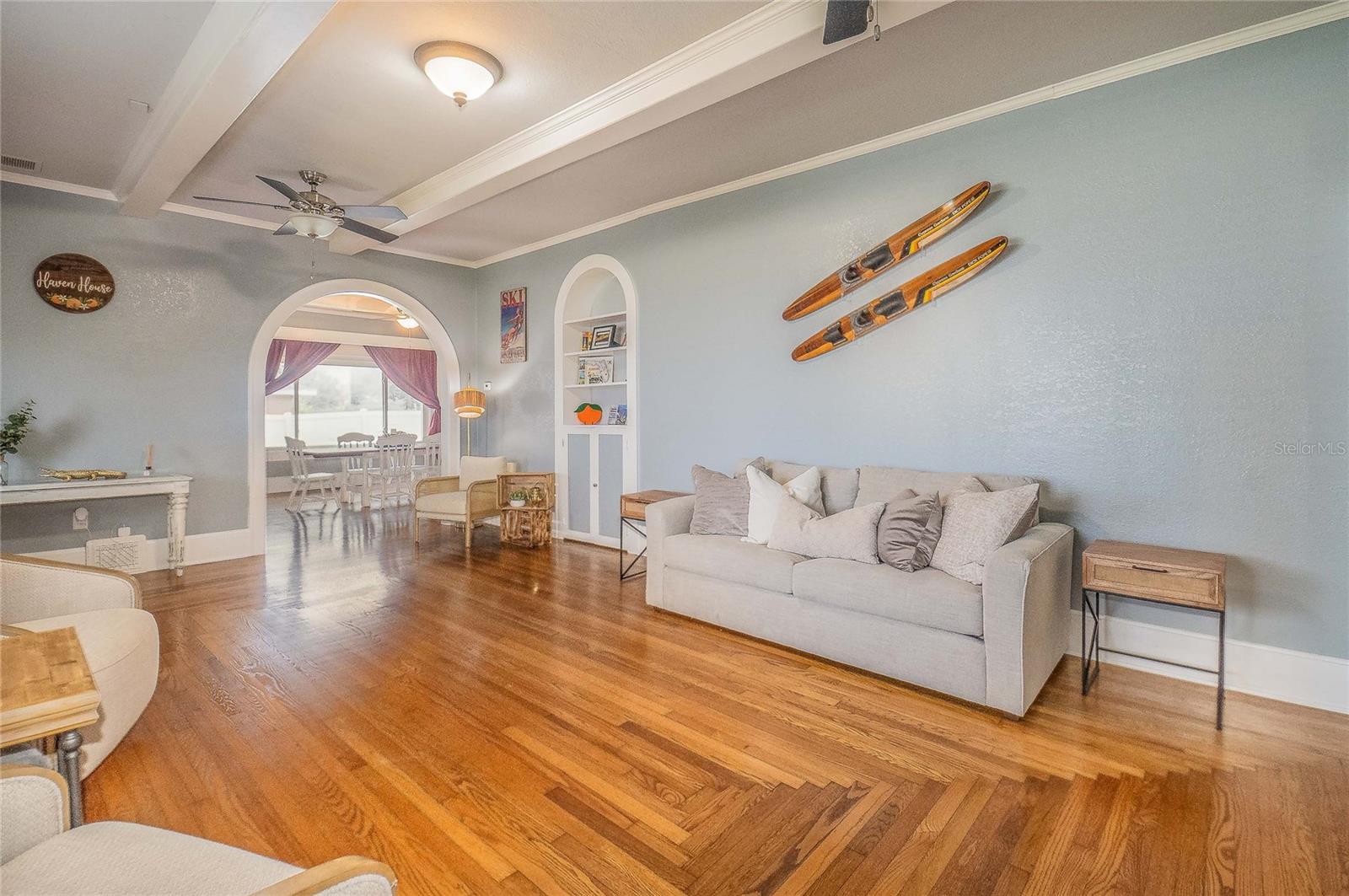 Image 3 of 34 For 107 Lake Howard Drive Nw