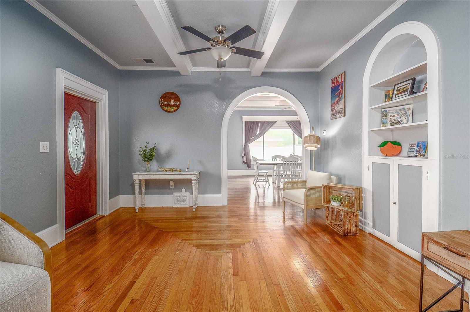 Image 4 of 34 For 107 Lake Howard Drive Nw