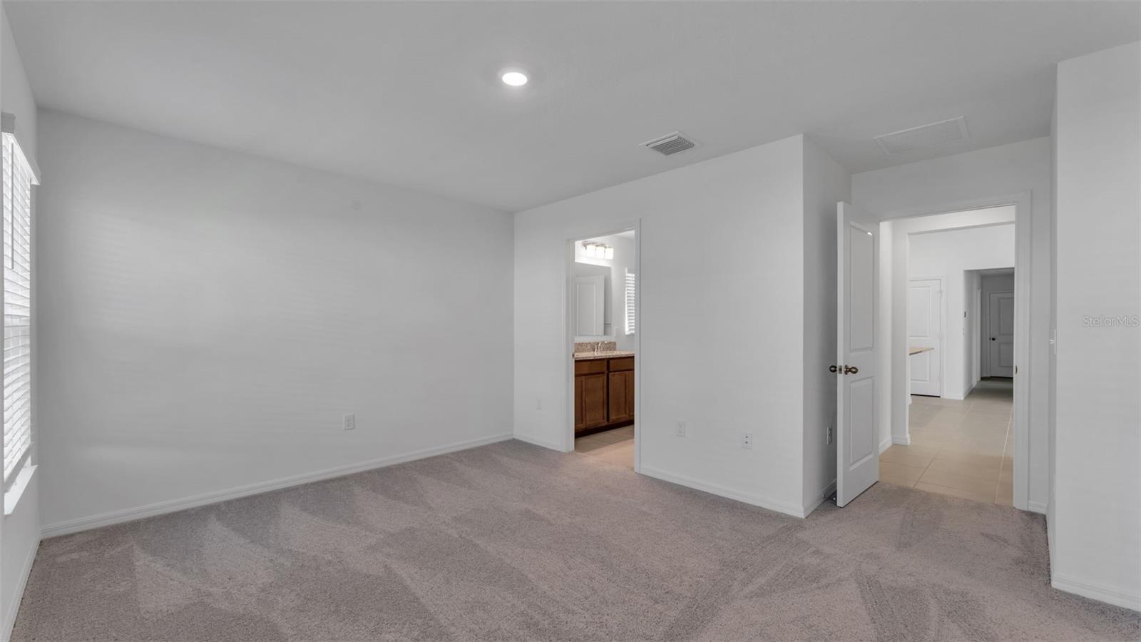 Image 24 of 37 For 623 Alder Lane