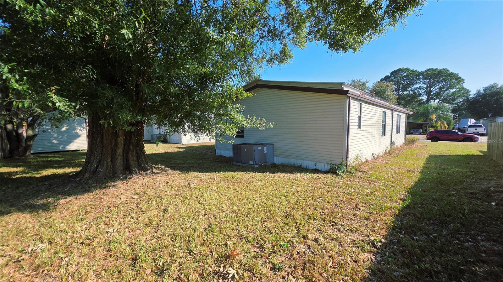 Image 3 of 20 For 437 Skyline Drive E