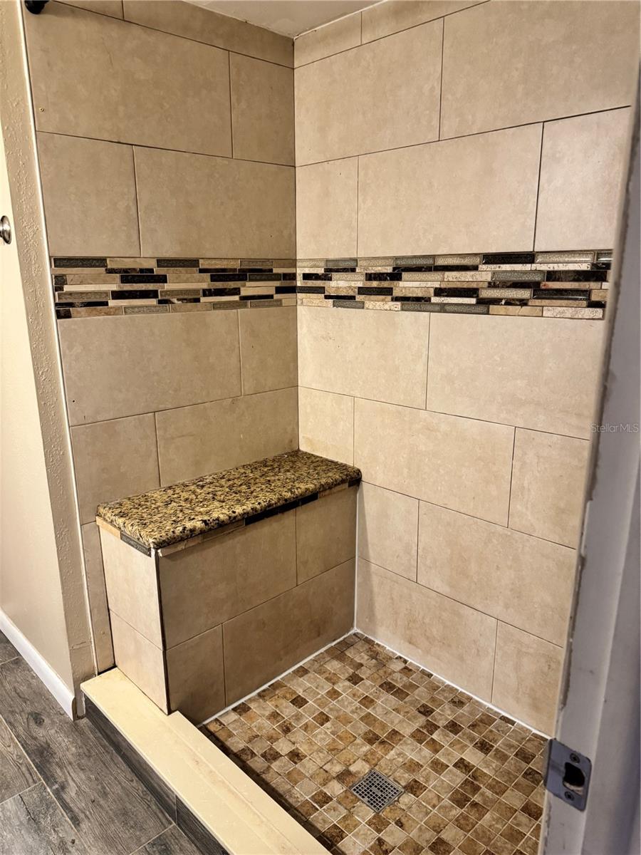 Image 17 of 22 For 13917 Fletchers Mill Drive