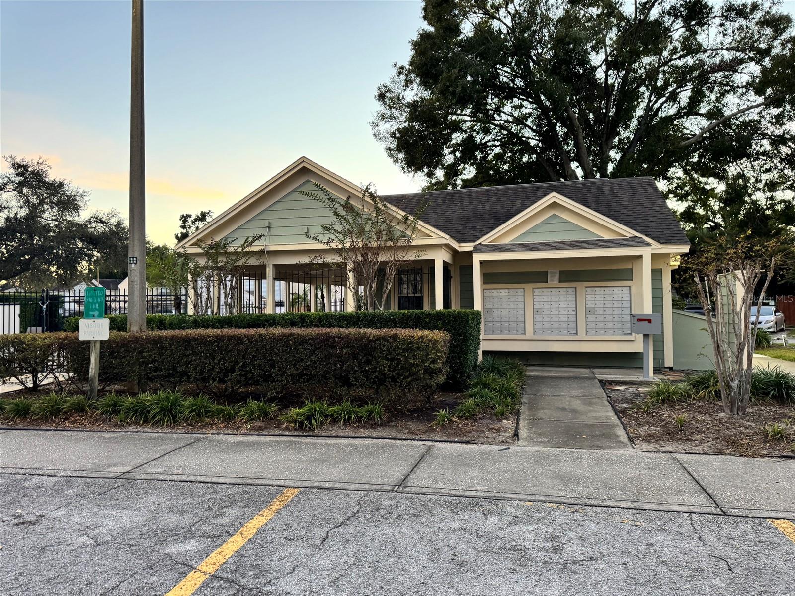 Image 20 of 22 For 13917 Fletchers Mill Drive