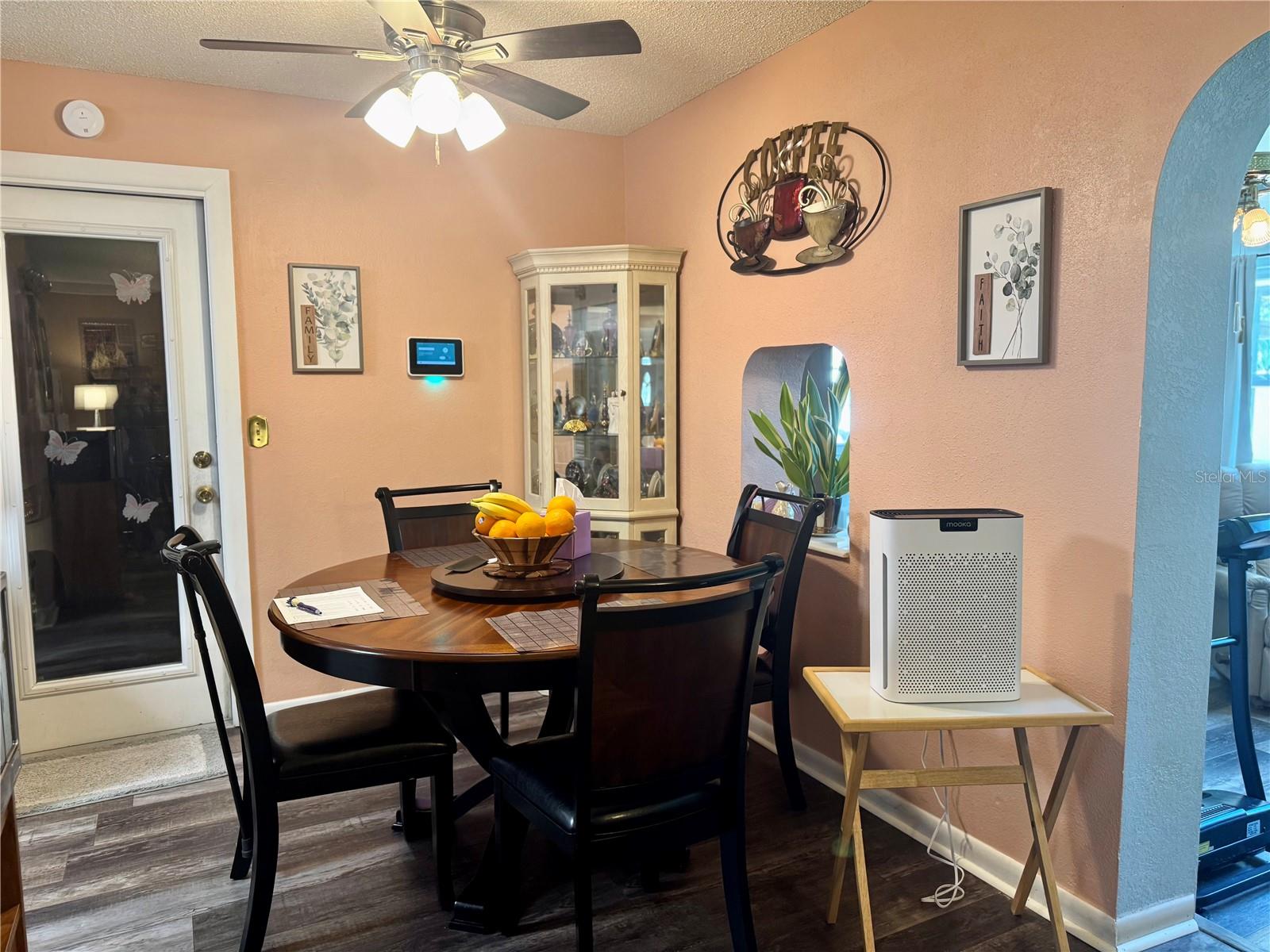 Image 12 of 37 For 1435 Country Ridge Drive