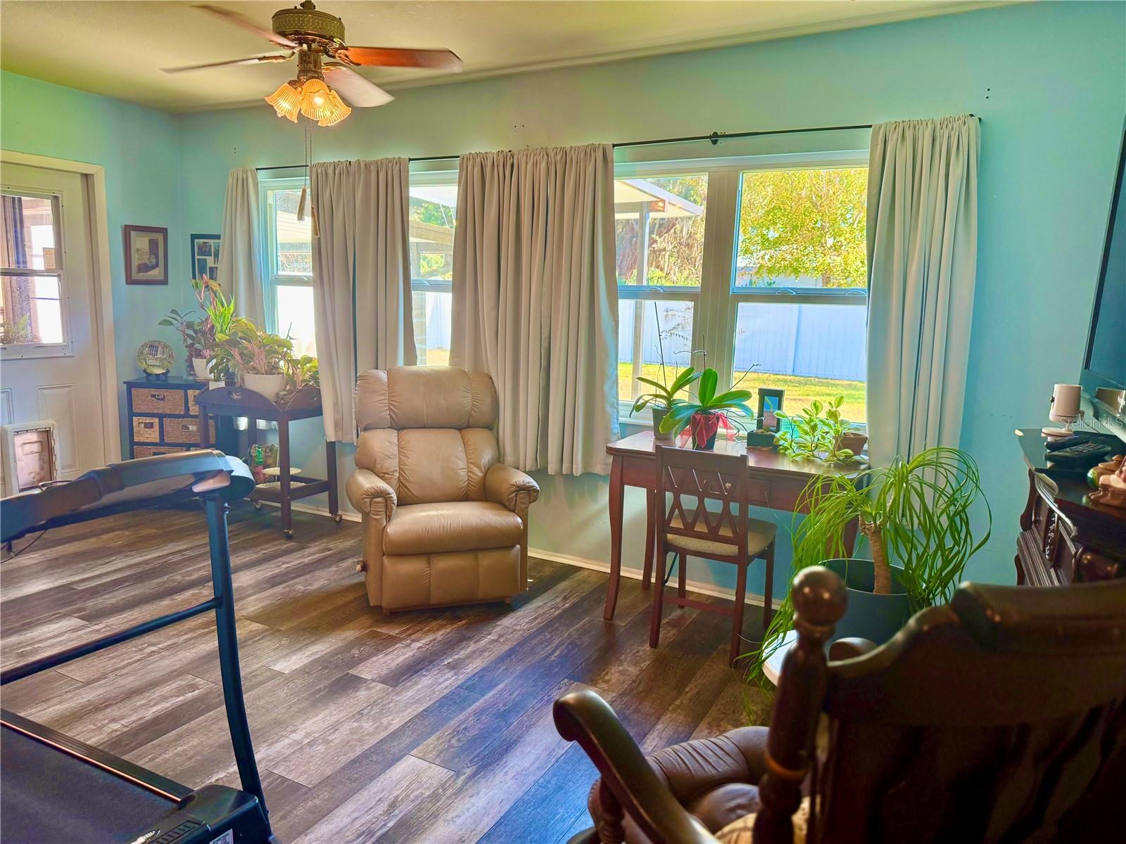 Image 14 of 37 For 1435 Country Ridge Drive