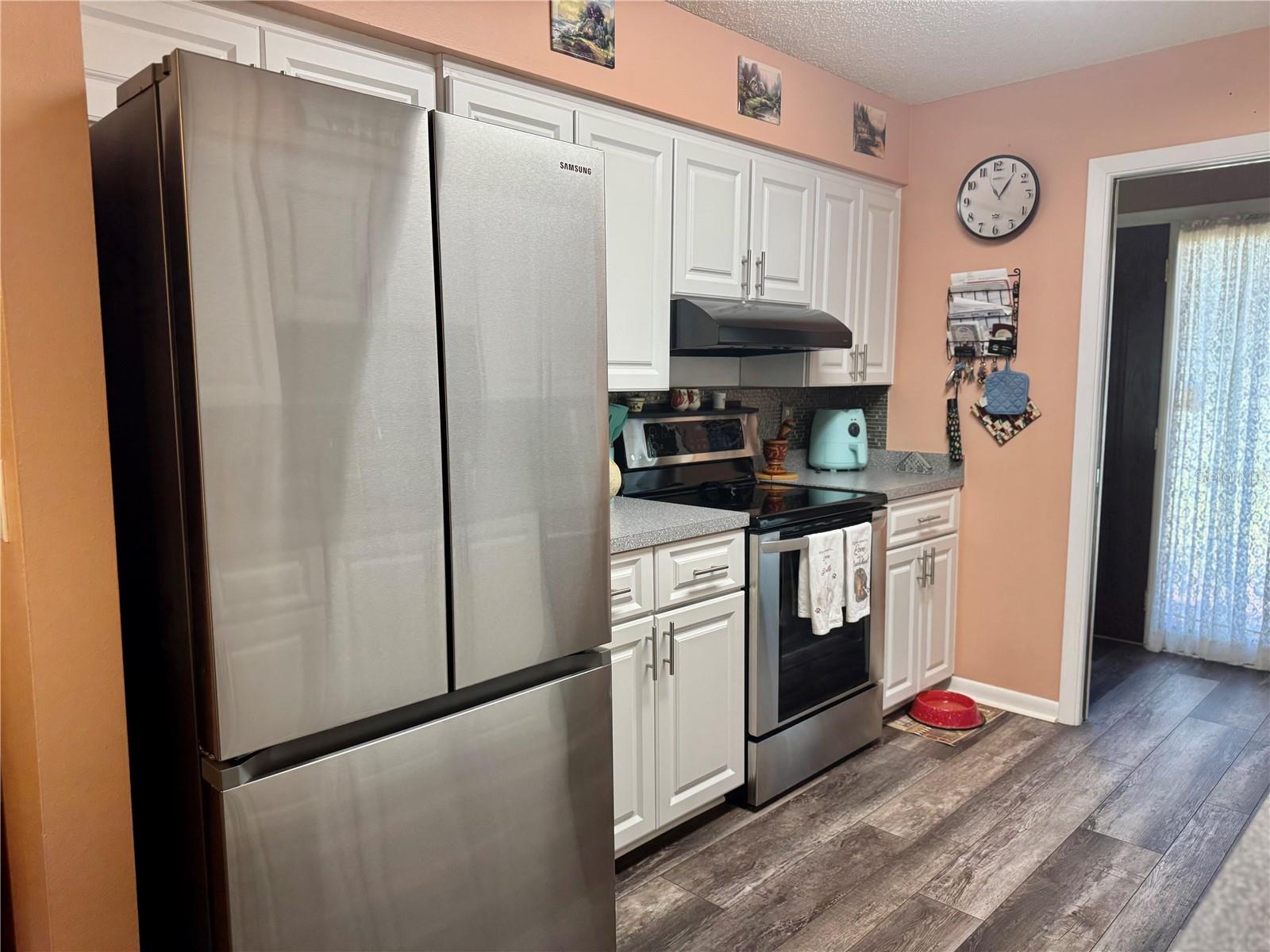 Image 7 of 37 For 1435 Country Ridge Drive