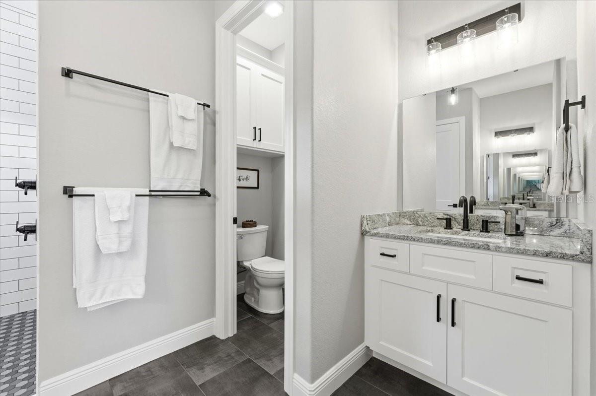 Image 22 of 38 For 469 Nolane Lane