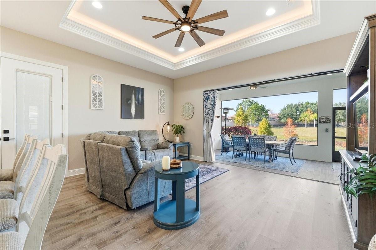 Image 7 of 38 For 469 Nolane Lane