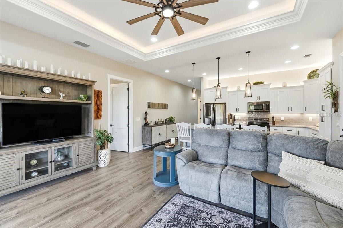 Image 9 of 38 For 469 Nolane Lane