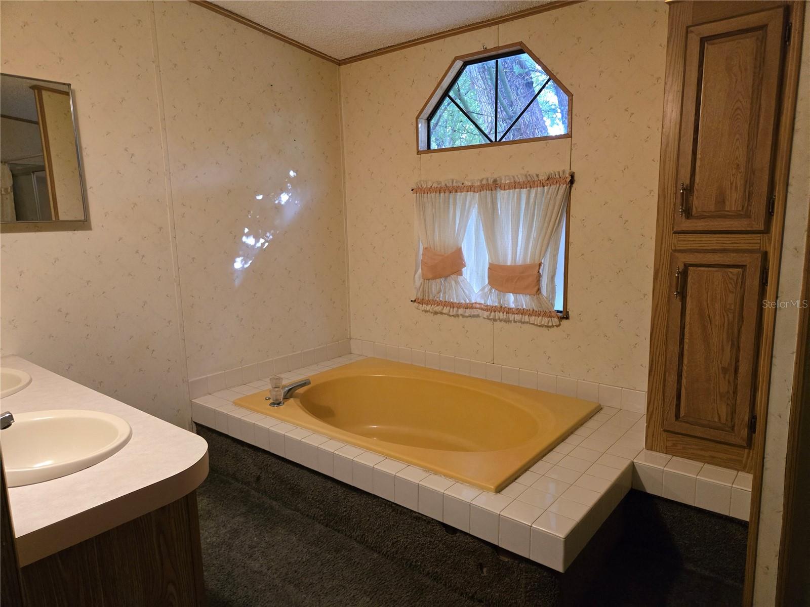 Image 10 of 18 For 733 1st Street