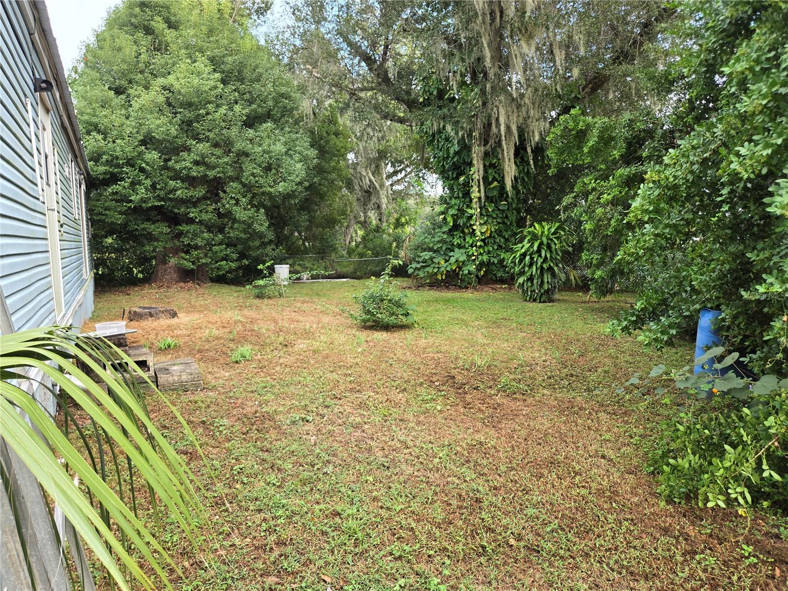 Image 18 of 18 For 733 1st Street