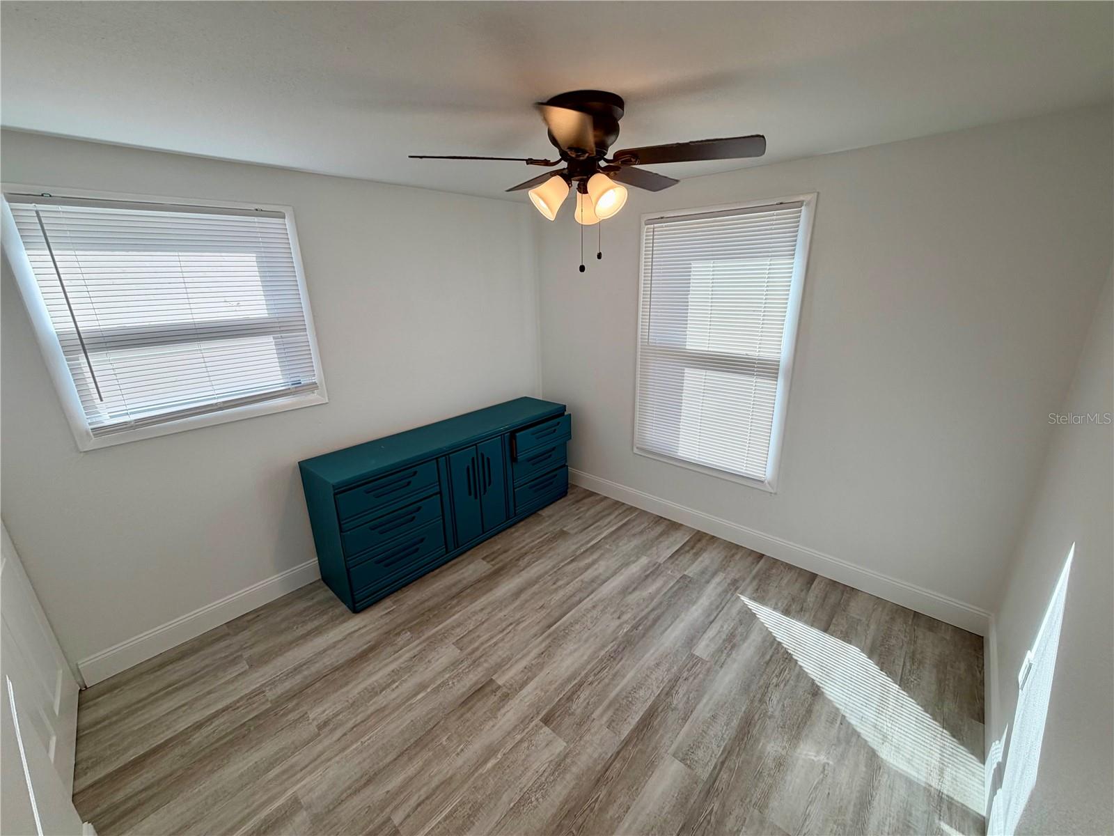 Image 12 of 36 For 1404 Crescent Place