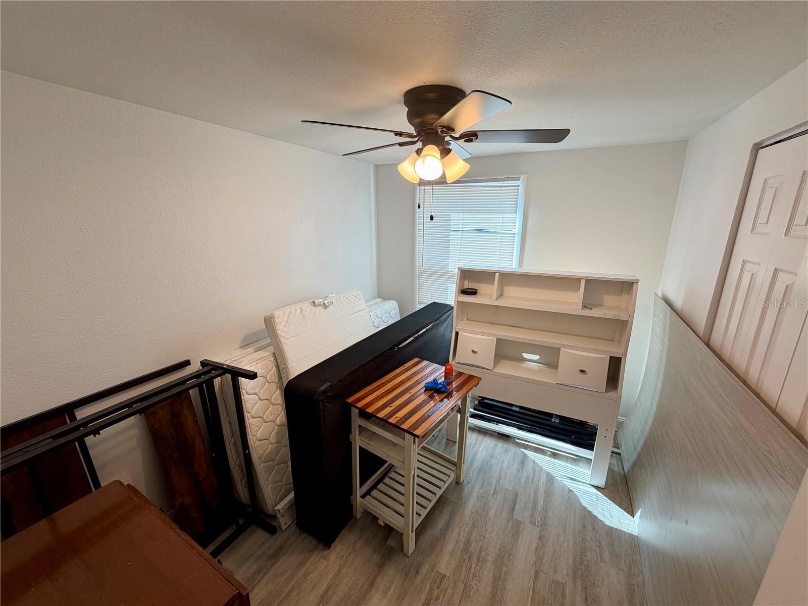 Image 17 of 36 For 1404 Crescent Place