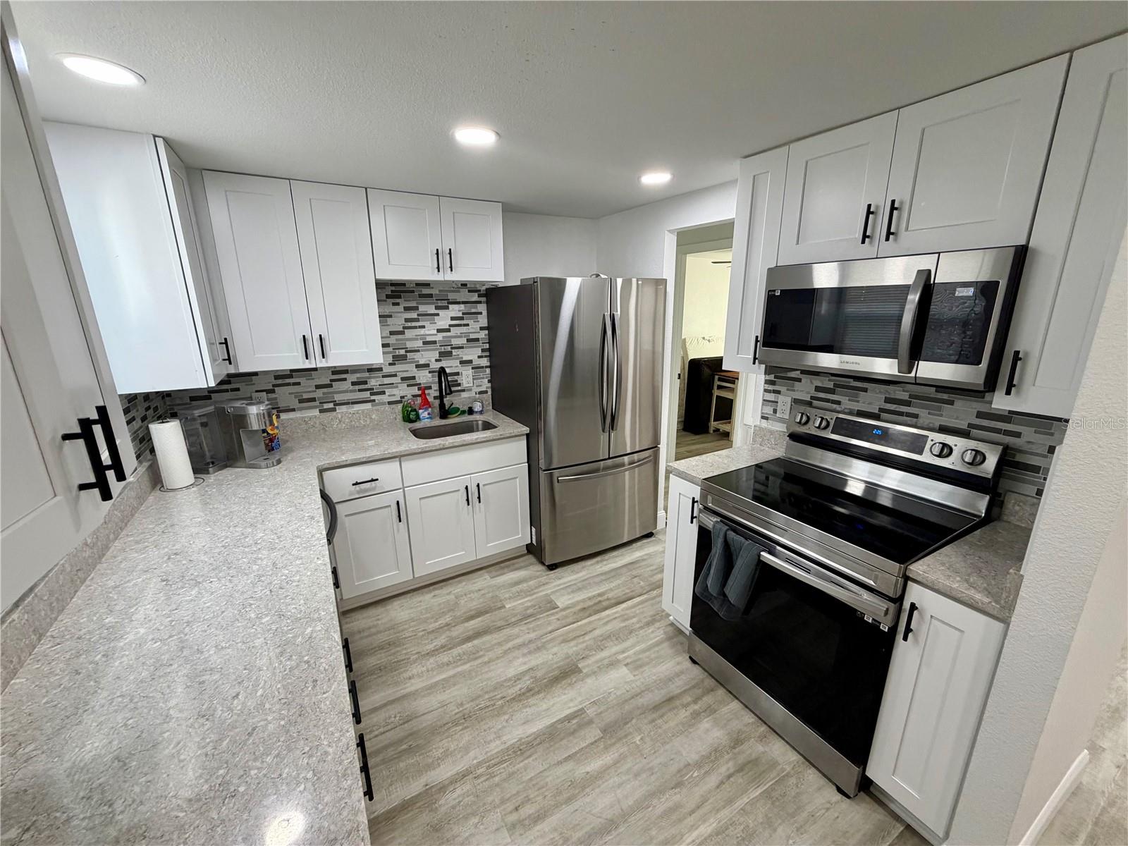 Image 25 of 36 For 1404 Crescent Place