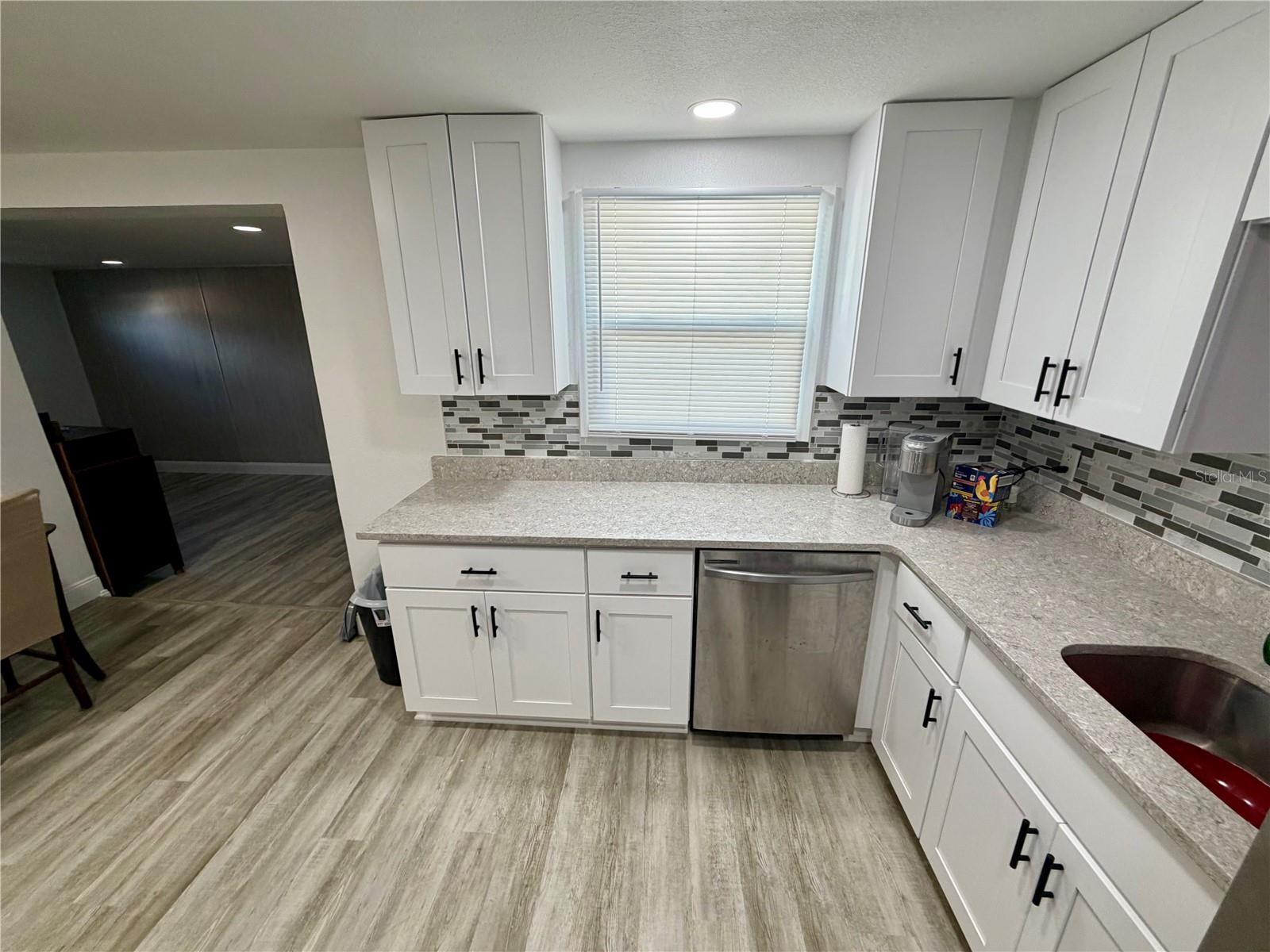 Image 28 of 36 For 1404 Crescent Place