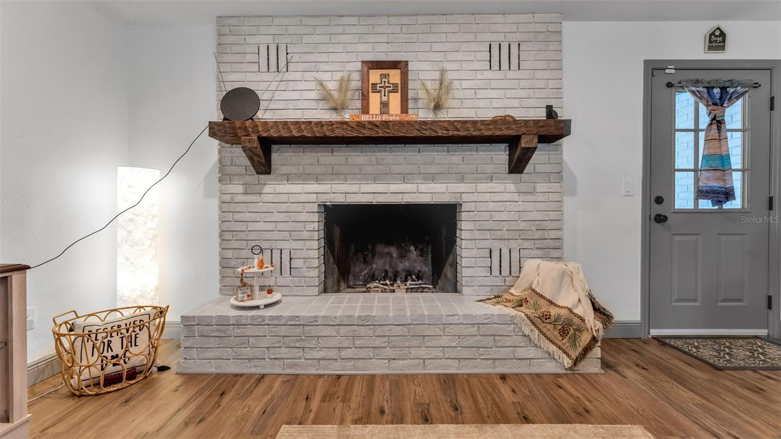 Listing photo id 6 for 1005 Swilley Road