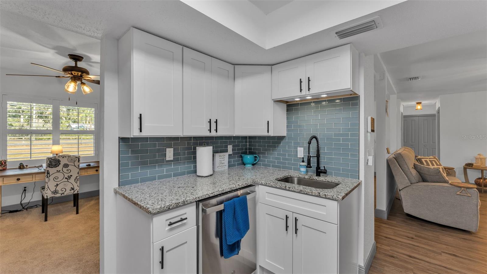 Listing photo id 7 for 1005 Swilley Road