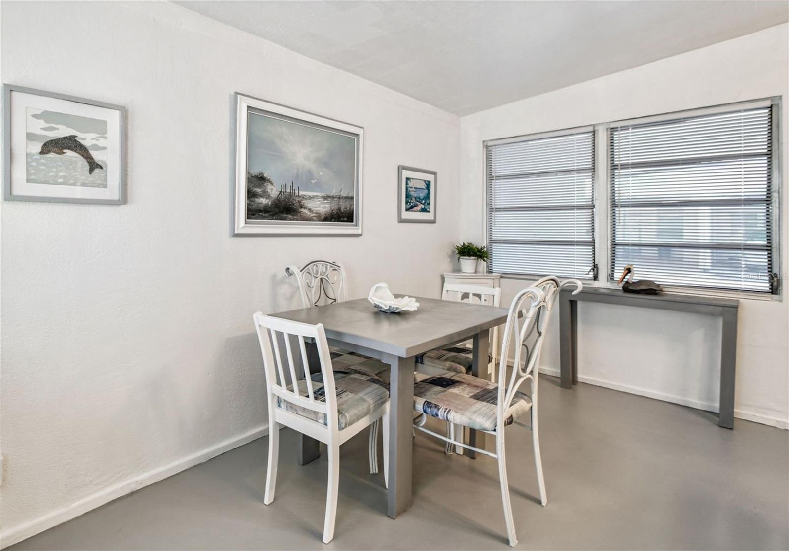 Image 22 of 49 For 250 Rosery Road Nw 300