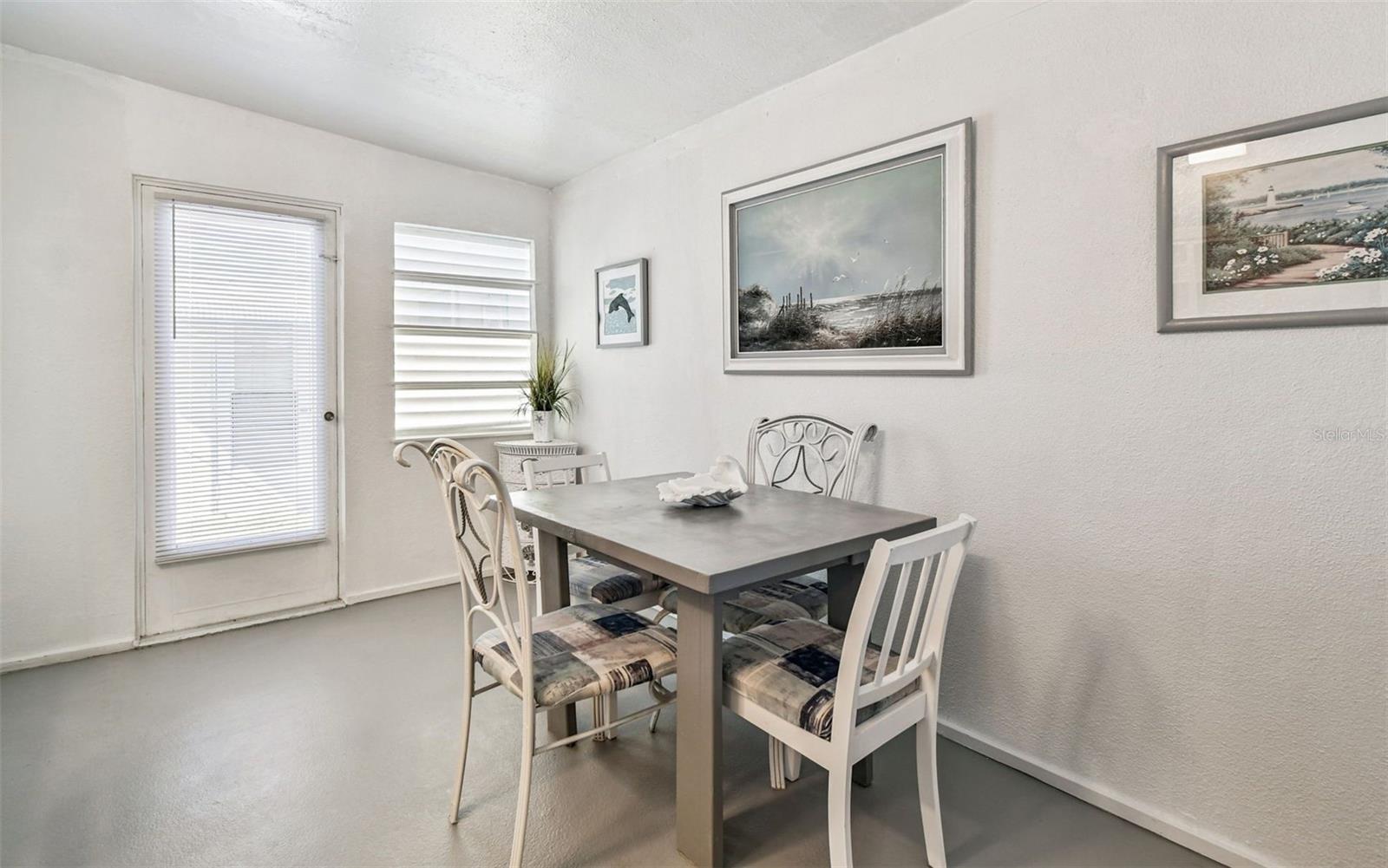 Image 23 of 49 For 250 Rosery Road Nw 300