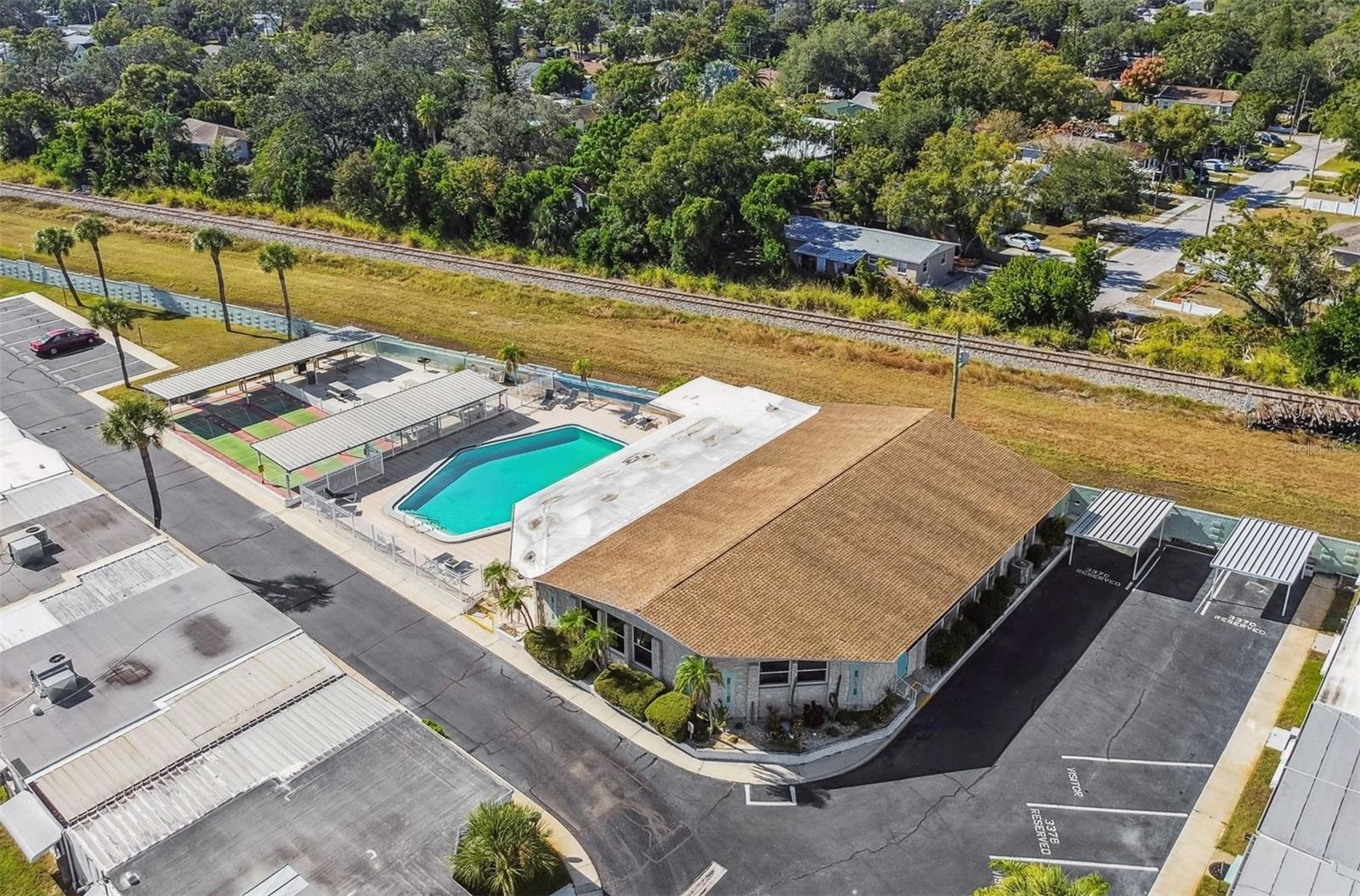 Image 37 of 49 For 250 Rosery Road Nw 300