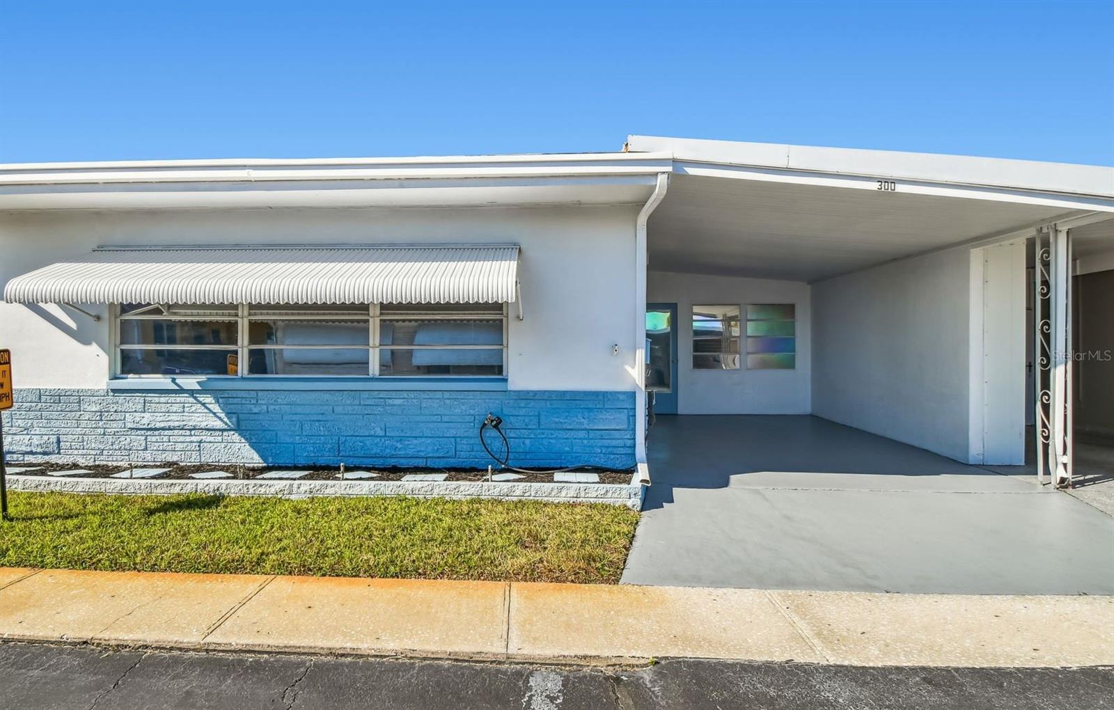 Image 44 of 49 For 250 Rosery Road Nw 300