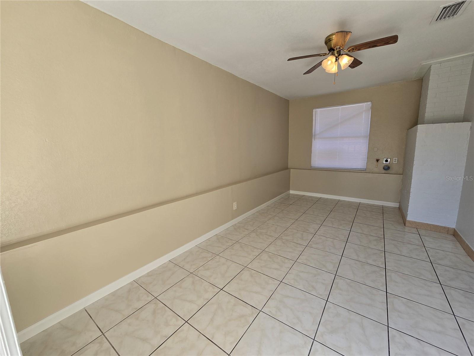 Image 4 of 14 For 21 Mountain Drive