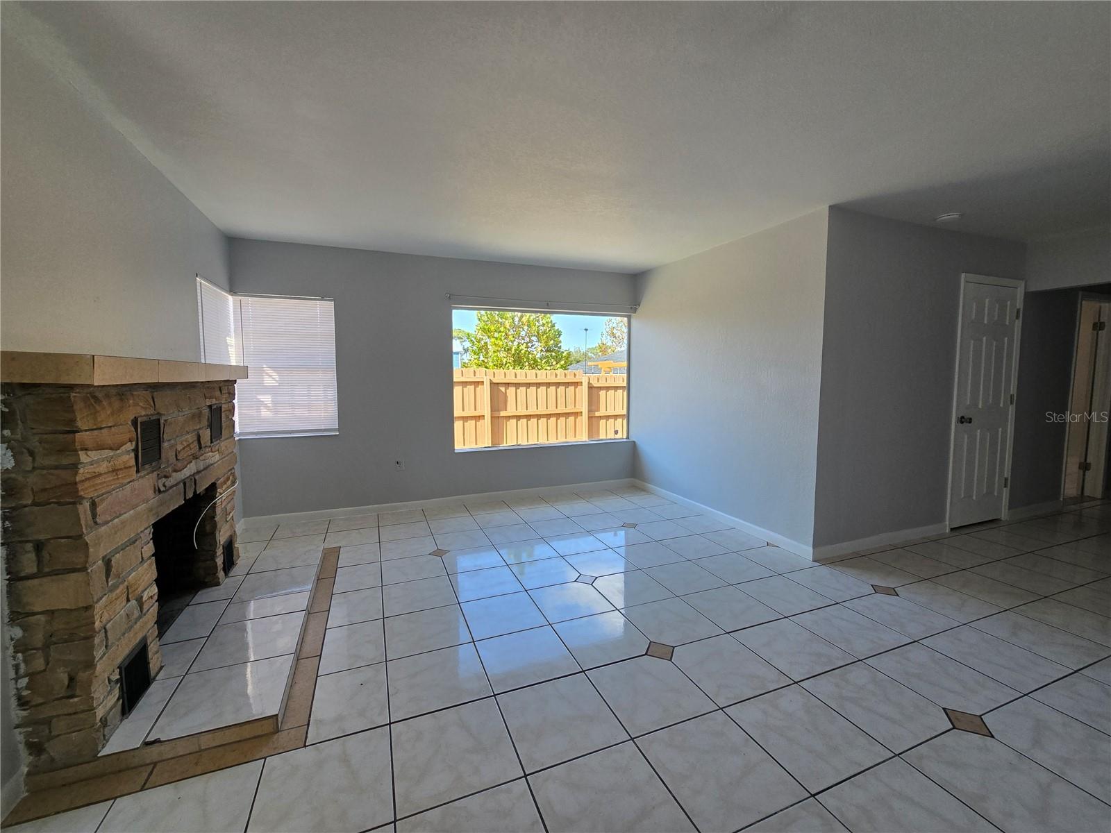 Image 6 of 14 For 21 Mountain Drive