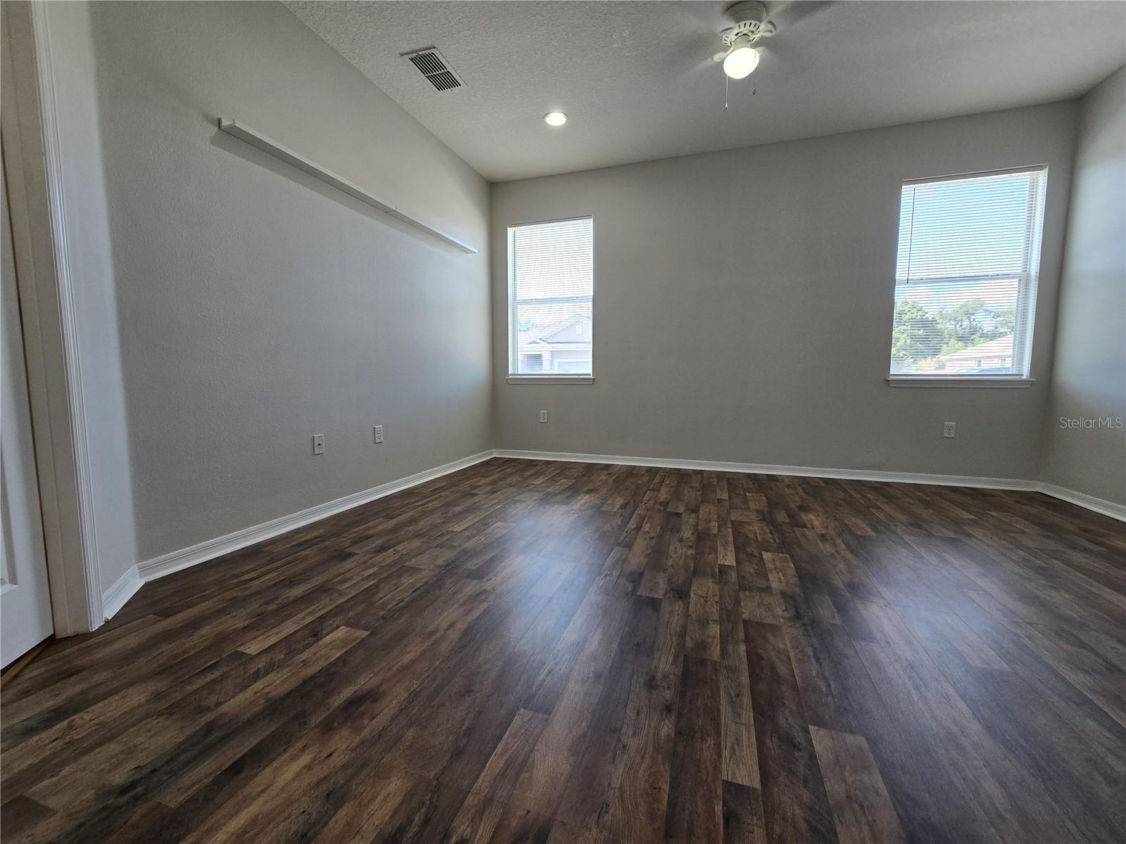 Image 13 of 21 For 856 Krenson Woods Lane