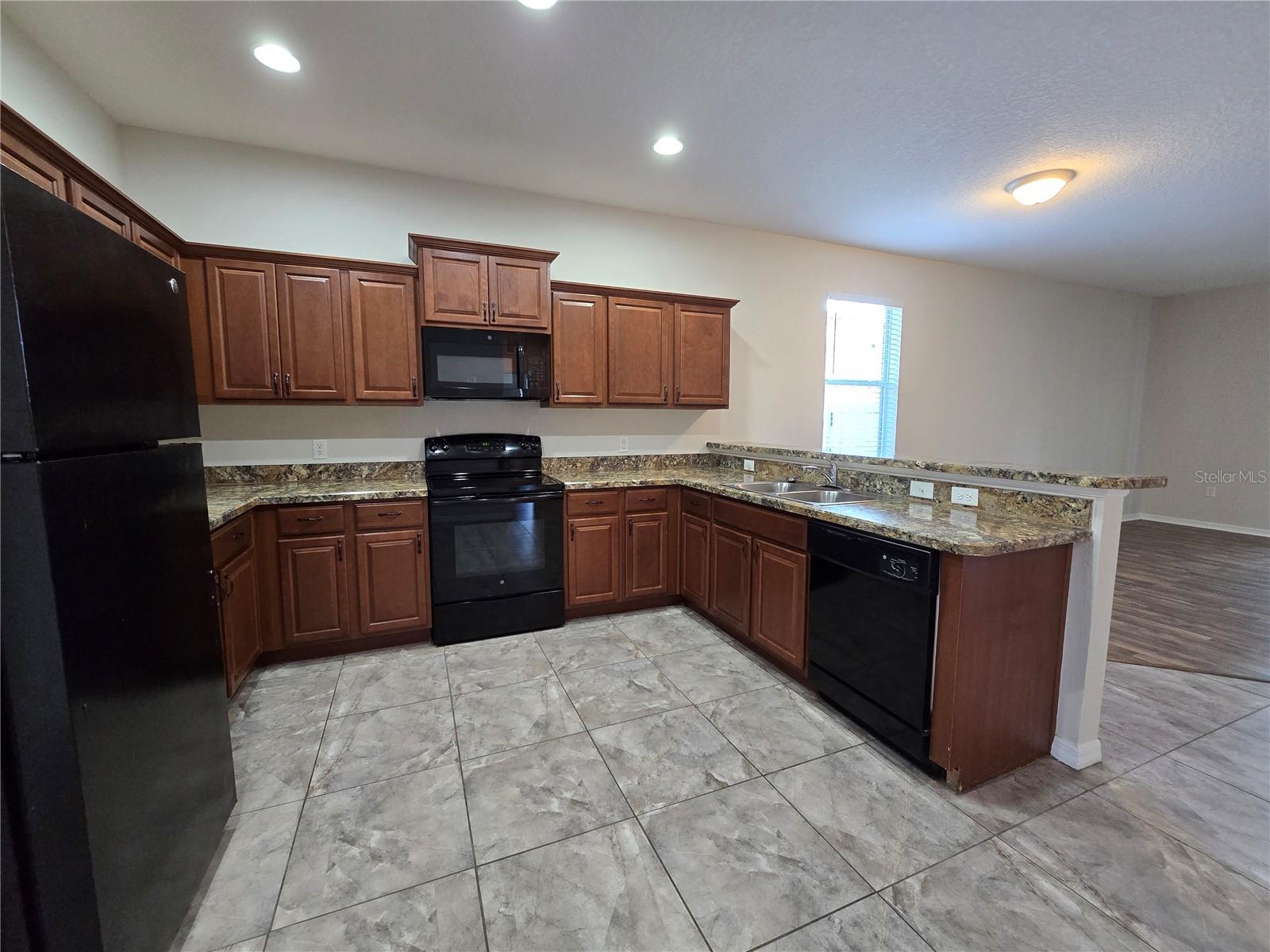 Image 5 of 21 For 856 Krenson Woods Lane