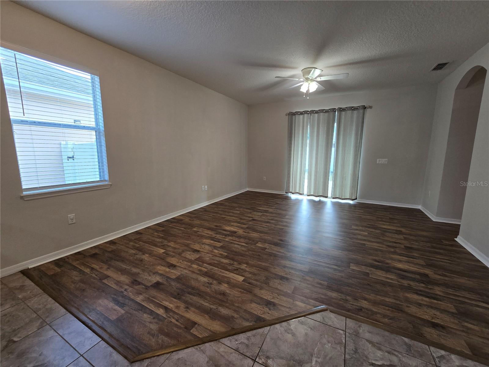 Image 8 of 21 For 856 Krenson Woods Lane