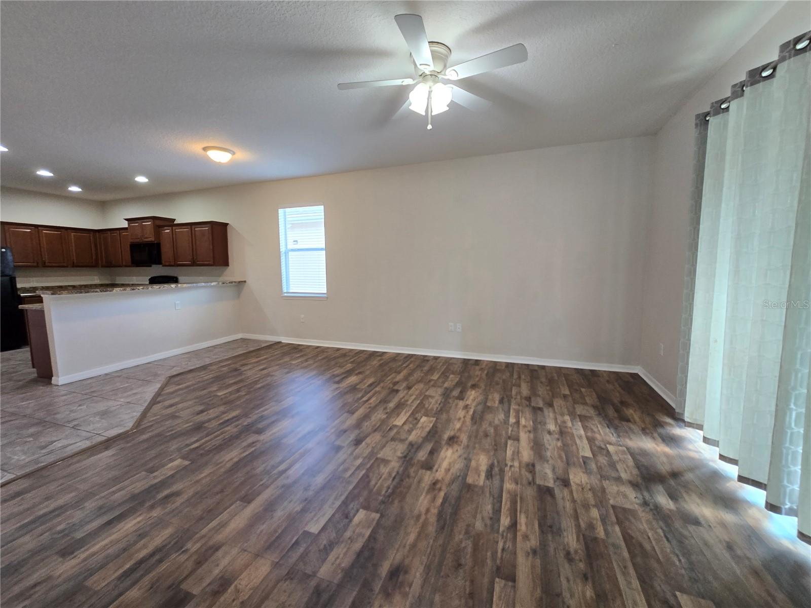 Image 9 of 21 For 856 Krenson Woods Lane