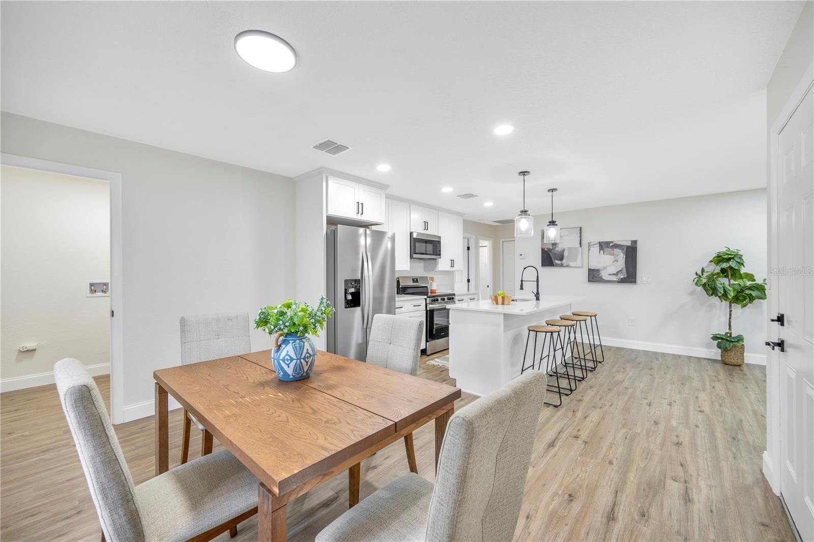 Image 14 of 31 For 5117 Bird Lane