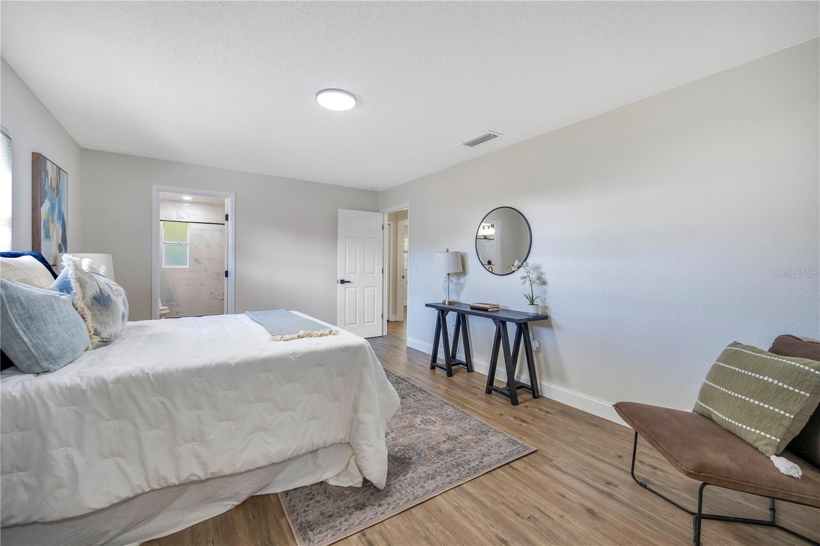 Image 19 of 31 For 5117 Bird Lane