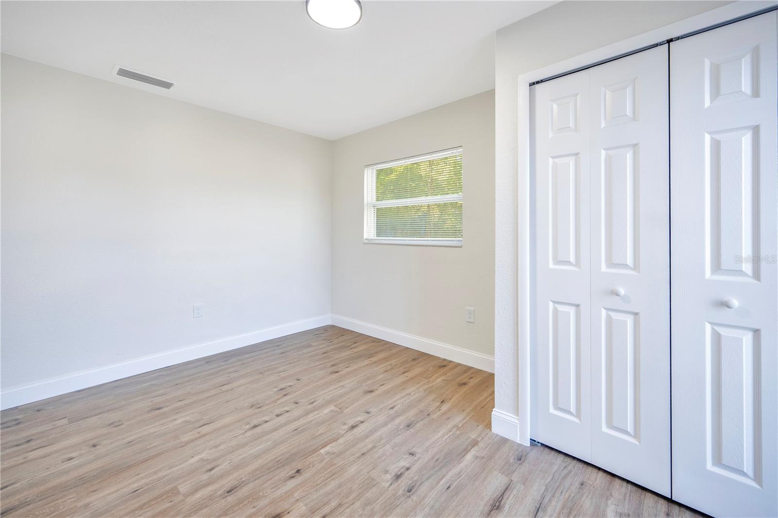 Image 28 of 31 For 5117 Bird Lane