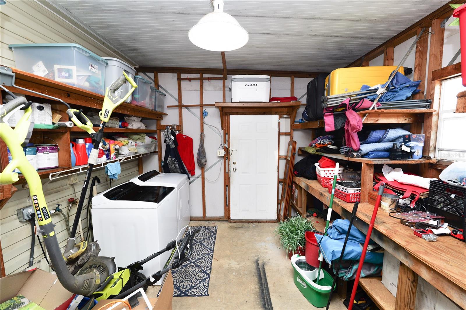 Image 25 of 30 For 431 Oak Ridge Road W