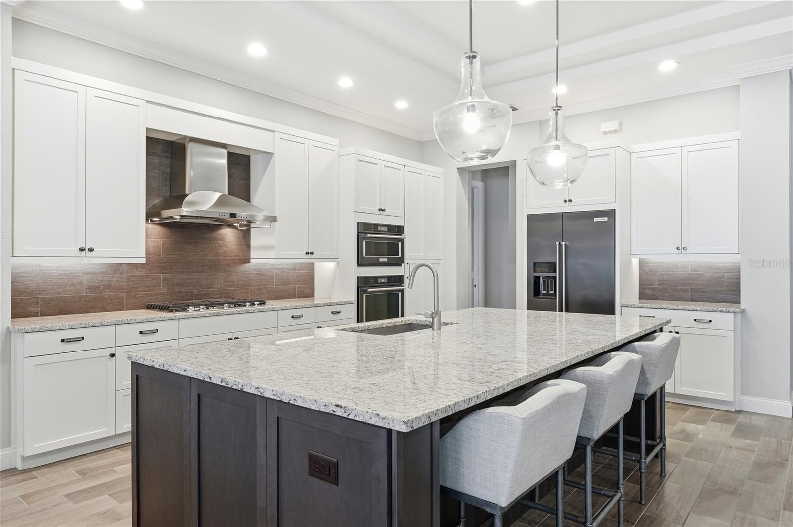 Image 14 of 77 For 4462 Emerald Palms Lane