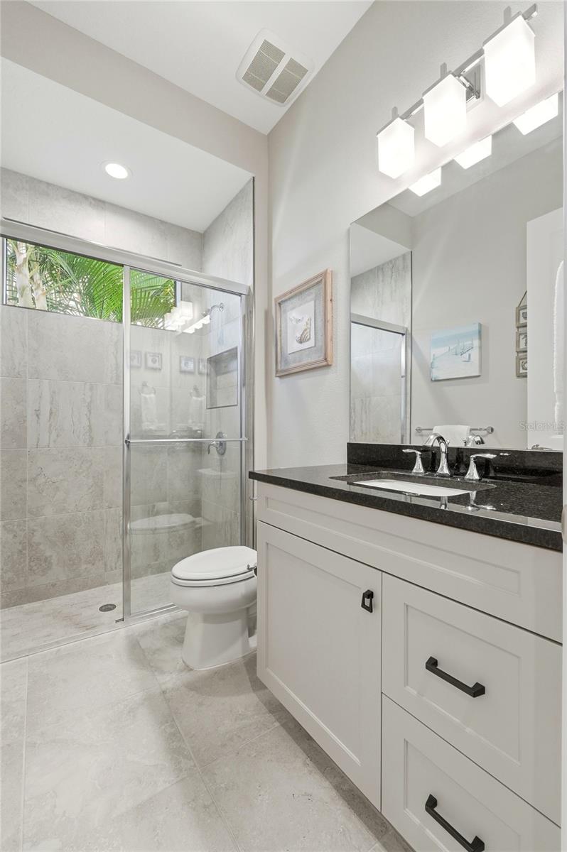 Image 36 of 77 For 4462 Emerald Palms Lane