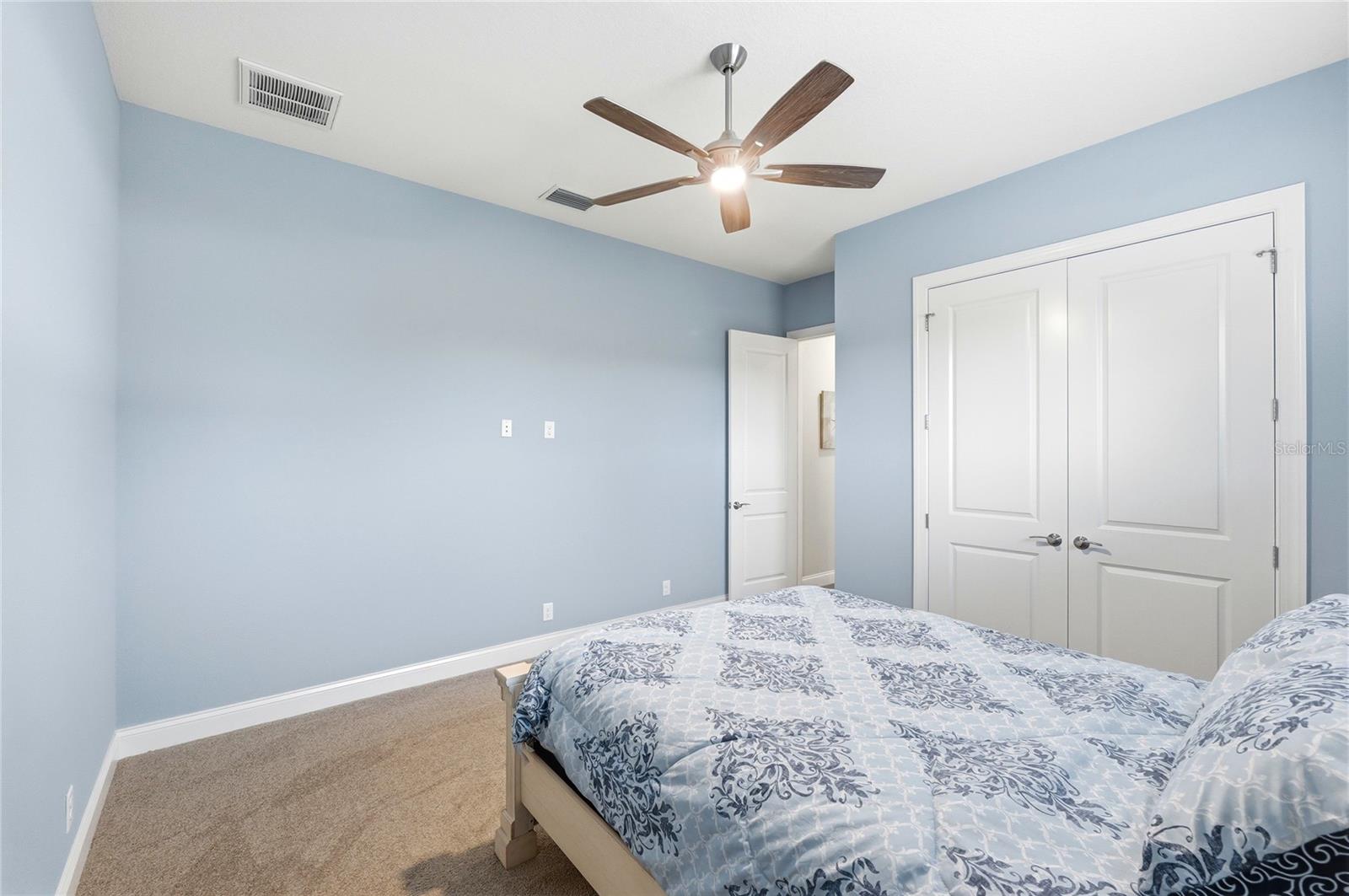 Image 40 of 77 For 4462 Emerald Palms Lane