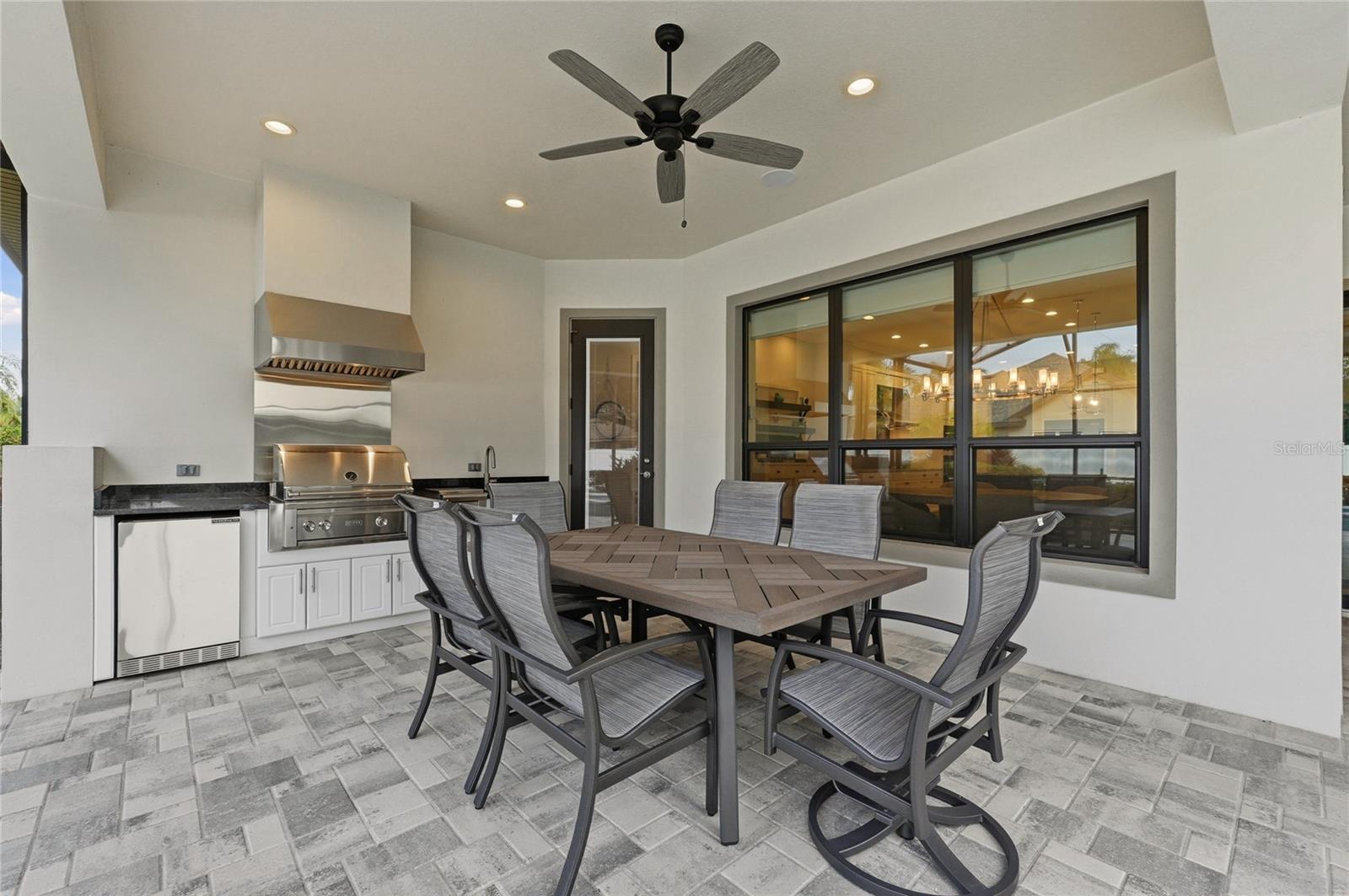 Image 49 of 77 For 4462 Emerald Palms Lane