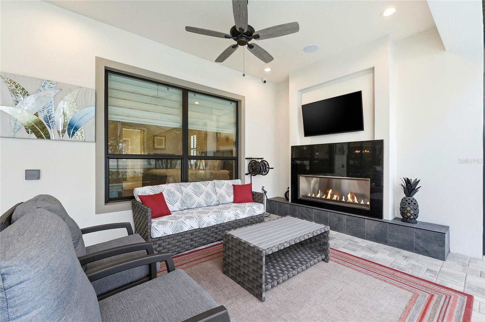 Image 52 of 77 For 4462 Emerald Palms Lane