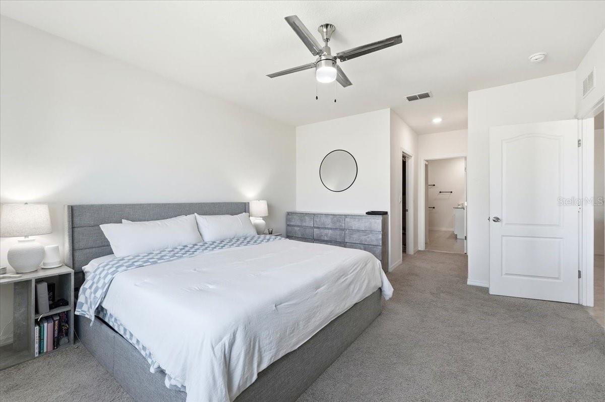 Image 12 of 51 For 629 Griffon Avenue