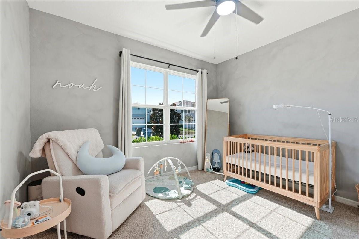 Image 19 of 51 For 629 Griffon Avenue