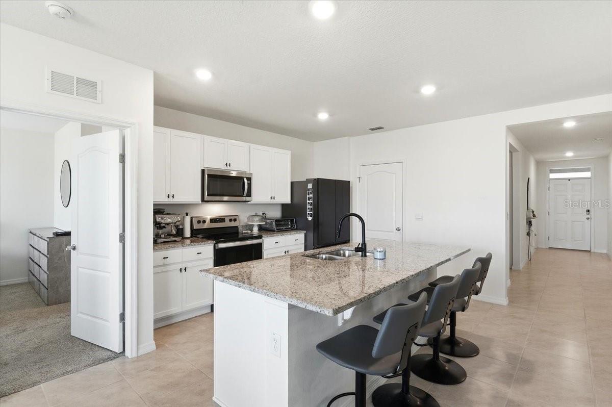 Image 3 of 51 For 629 Griffon Avenue