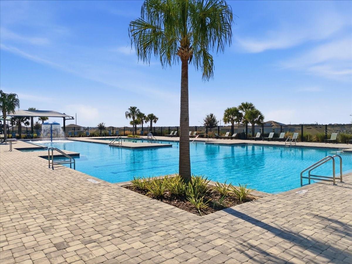 Image 39 of 51 For 629 Griffon Avenue