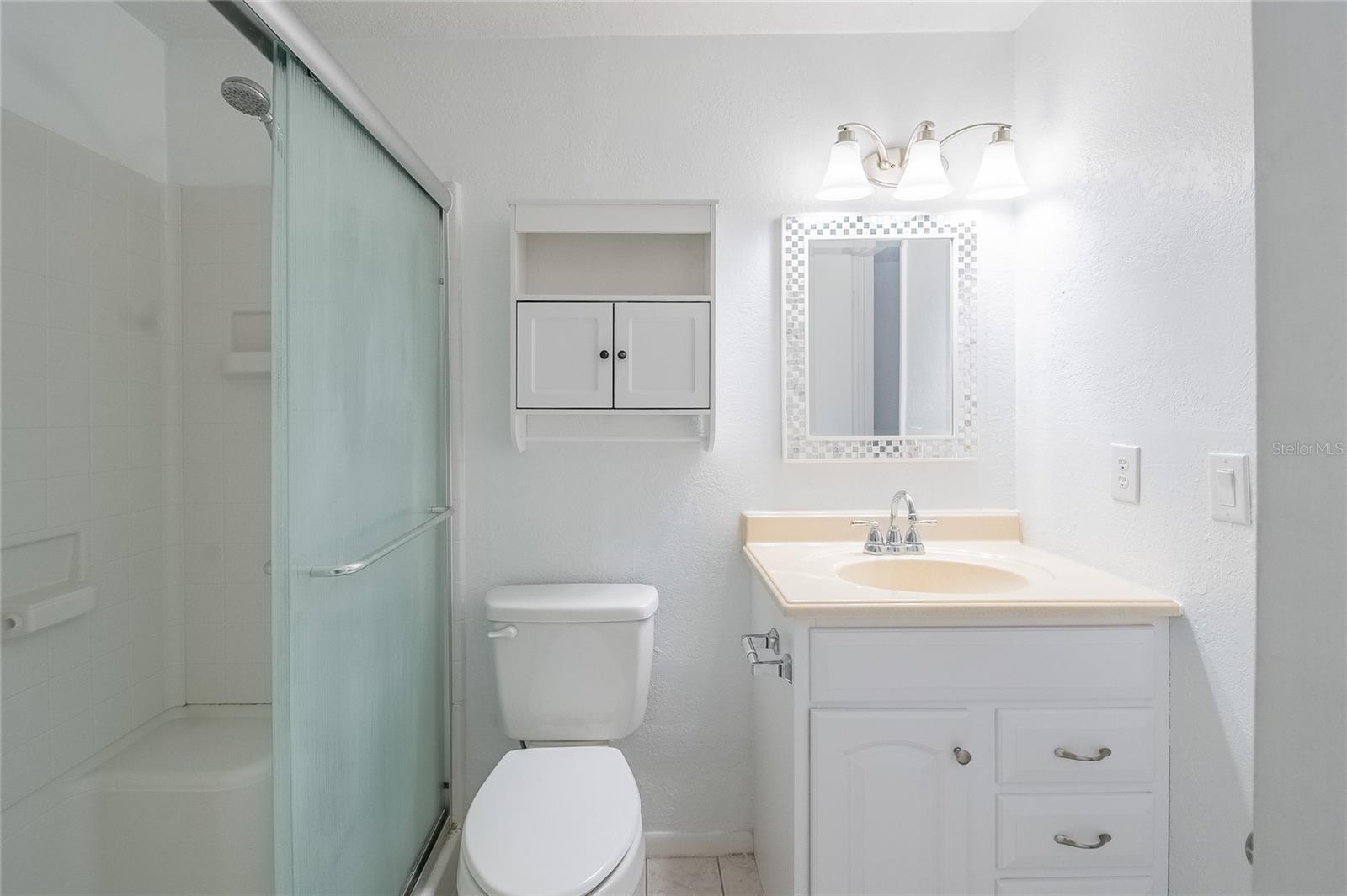 Image 20 of 26 For 900 Avenue Z Se A203